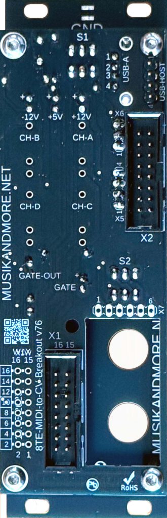 8TE-Pedal-USB-Eurorack-16pol-Back-7197