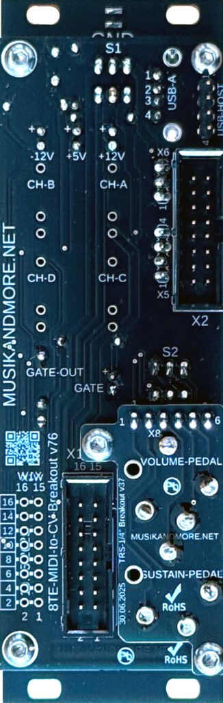 8TE-Pedal-USB-Eurorack-Back-7199