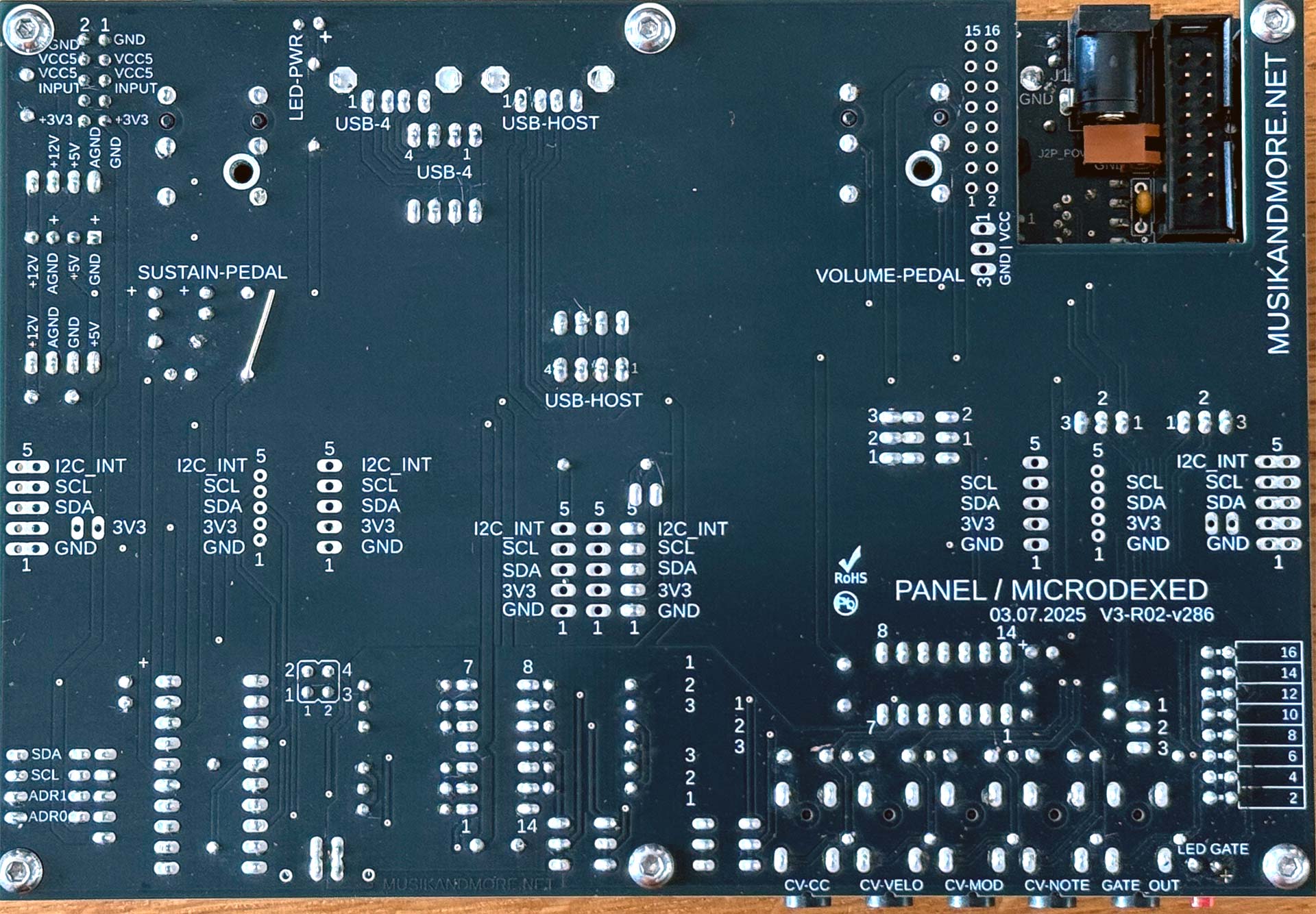 Midi-to-CV-Breakout-Desktop-Bottom-7312