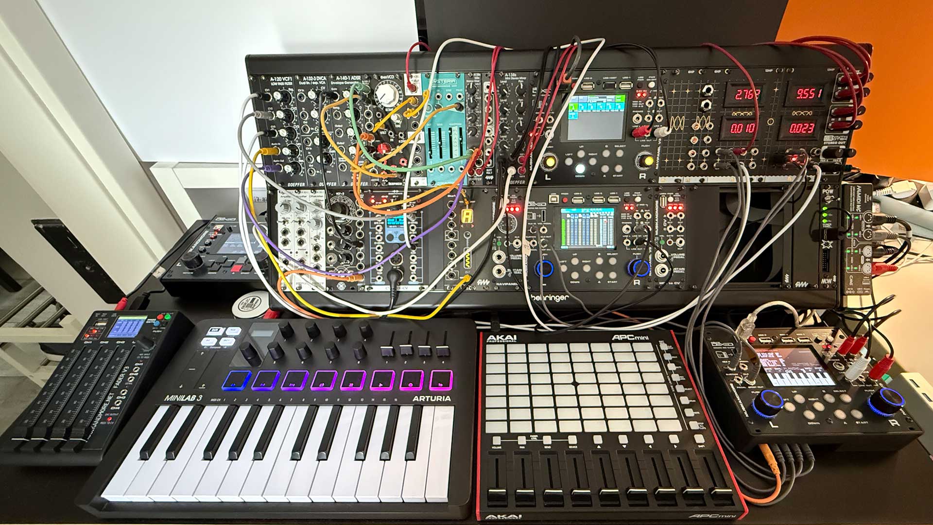 Musikandmore-Microdexed-Test-Setup_7721