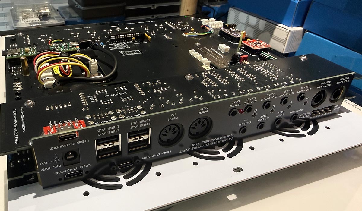 PreOrder: 7" Navipanel V4 for Microdexed preassembled DIY-Kit Desktop – Bild 10