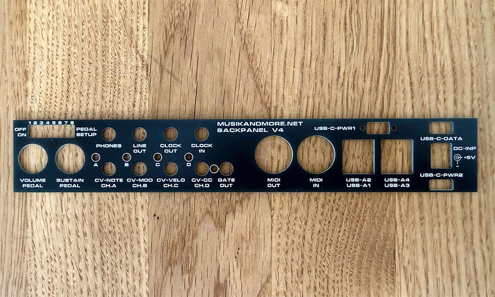 Navipanel-V4-Backpanel-Top-R02